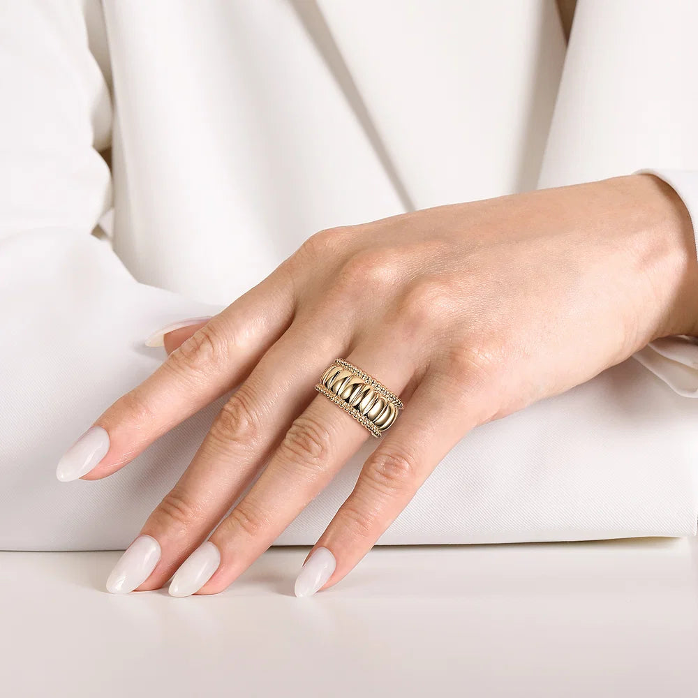 Gabriel & Co., 14K Yellow Gold Bujukan and Scallop Wide Band Ring