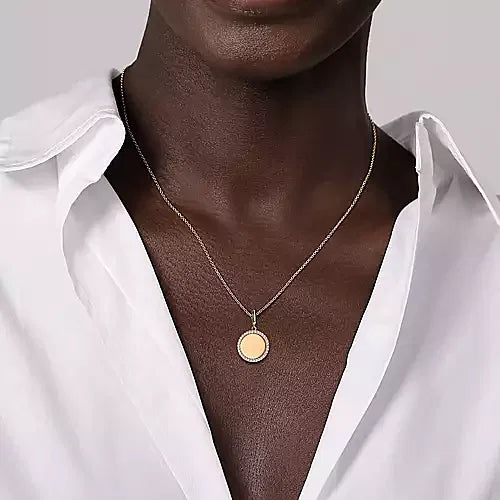 Gabriel & Co., 14K Yellow Gold Diamond 18mm Round Medallion Personalized Pendant
