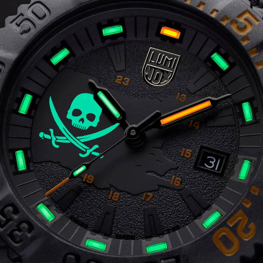 Luminox Navy SEAL 3050 Dive Watch, 44 mm, Pirate Watch Limited Edition