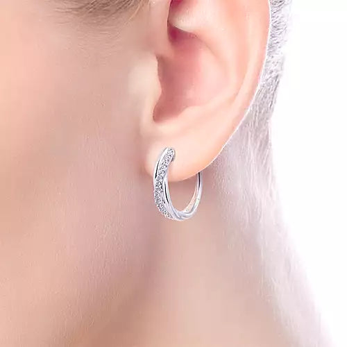 Gabriel & Co., Sterling Silver Twisted 15mm White Sapphire Huggies