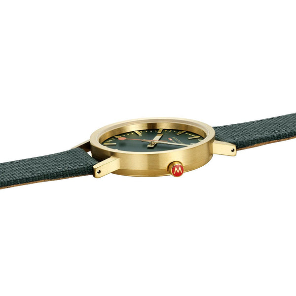 Mondaine Classic, 36 mm, Forest Green Golden Watch