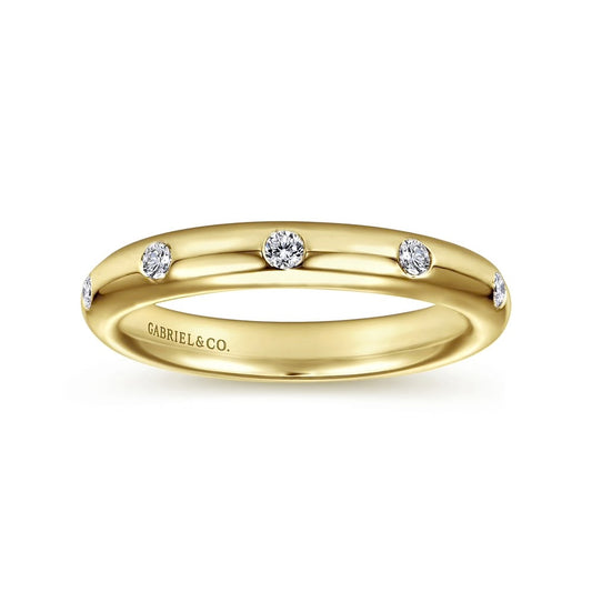 Gabriel & Co., 14K Yellow Gold Burnished Set Round 5 Stone Diamond Band