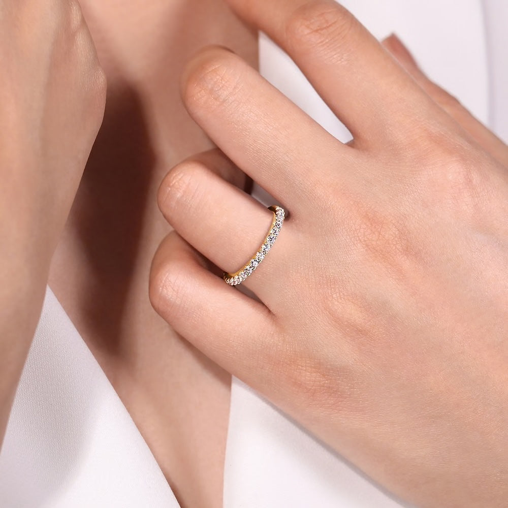 Gabriel & Co., 14K Yellow Gold Diamond Band