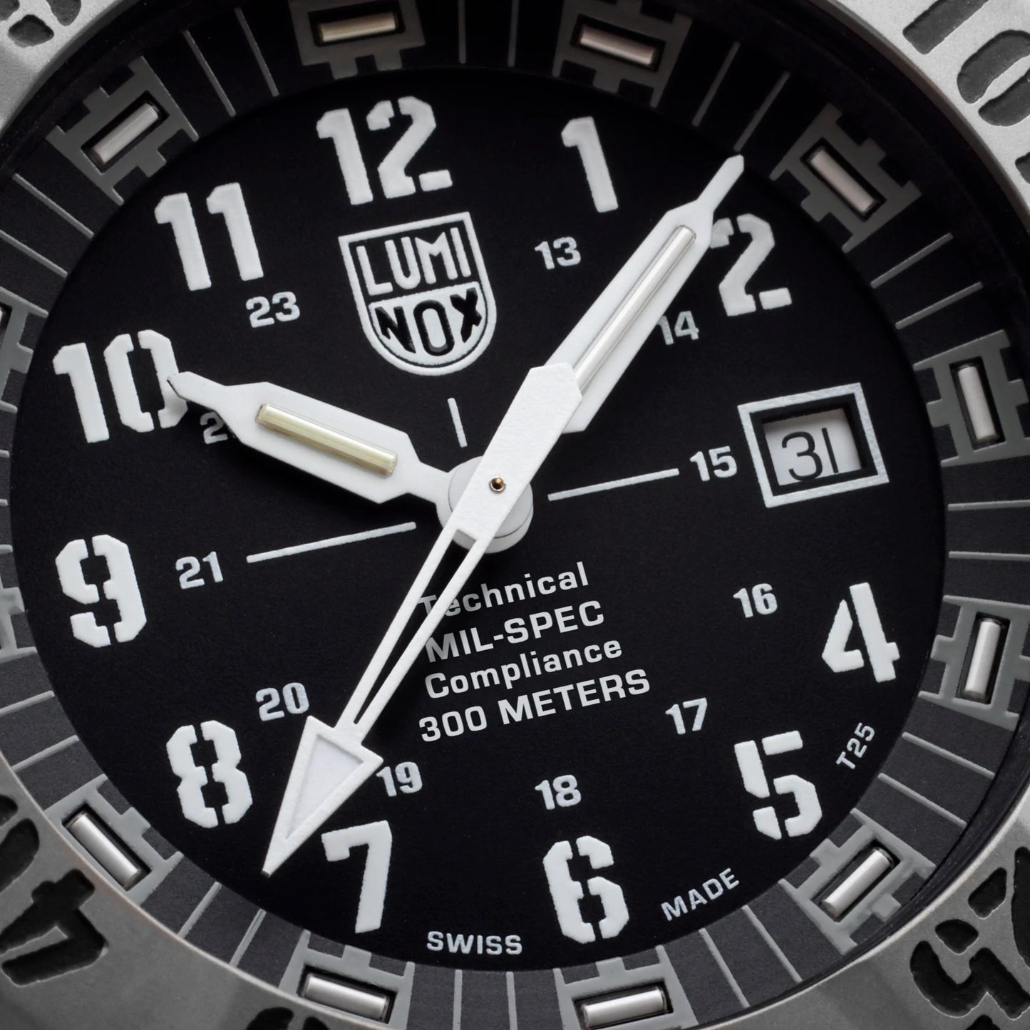 LUMINOX MIL-SPEC Military Watch, 46mm Set