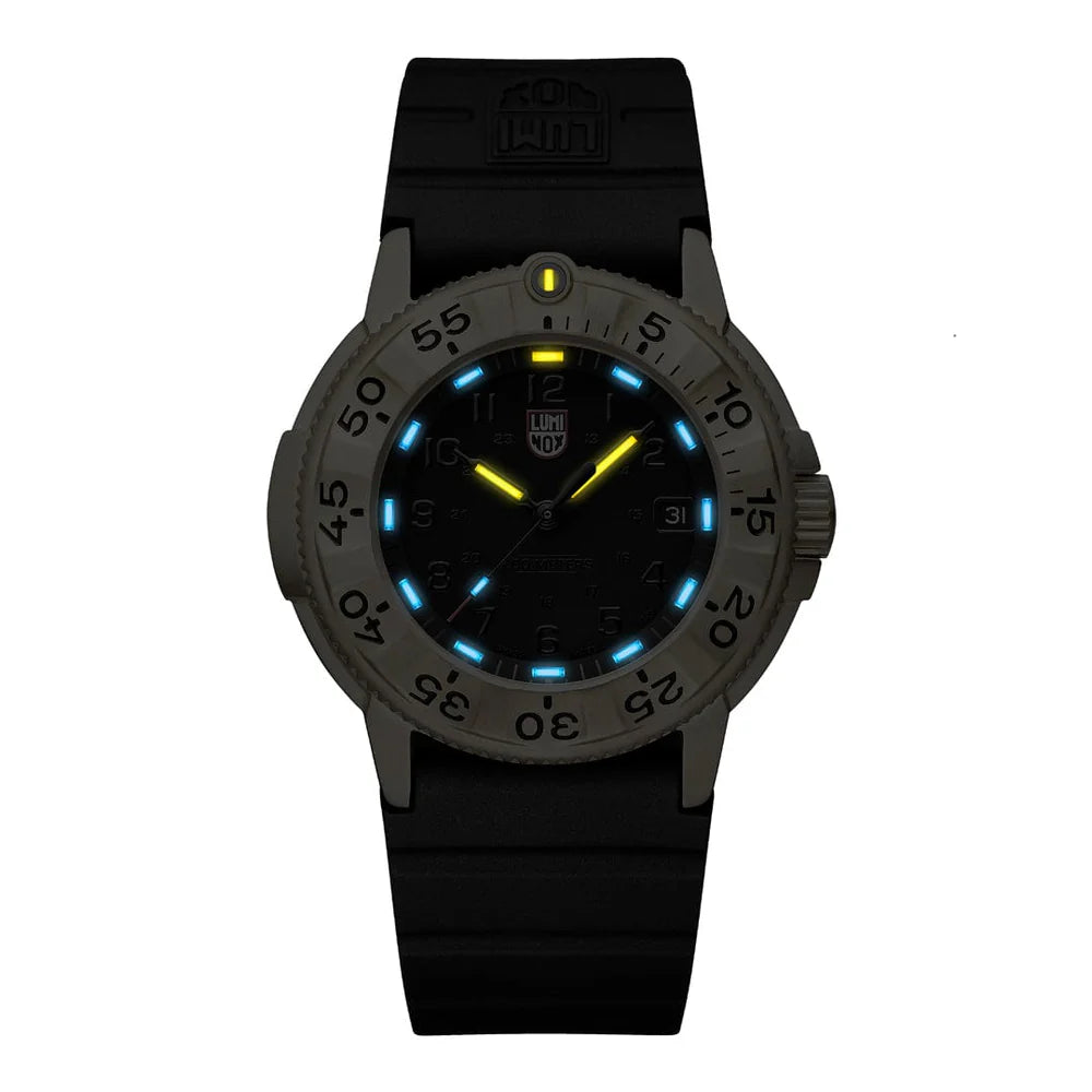 Luminox Navy SEAL Foundation 3220, Military Dive Watch 43mm