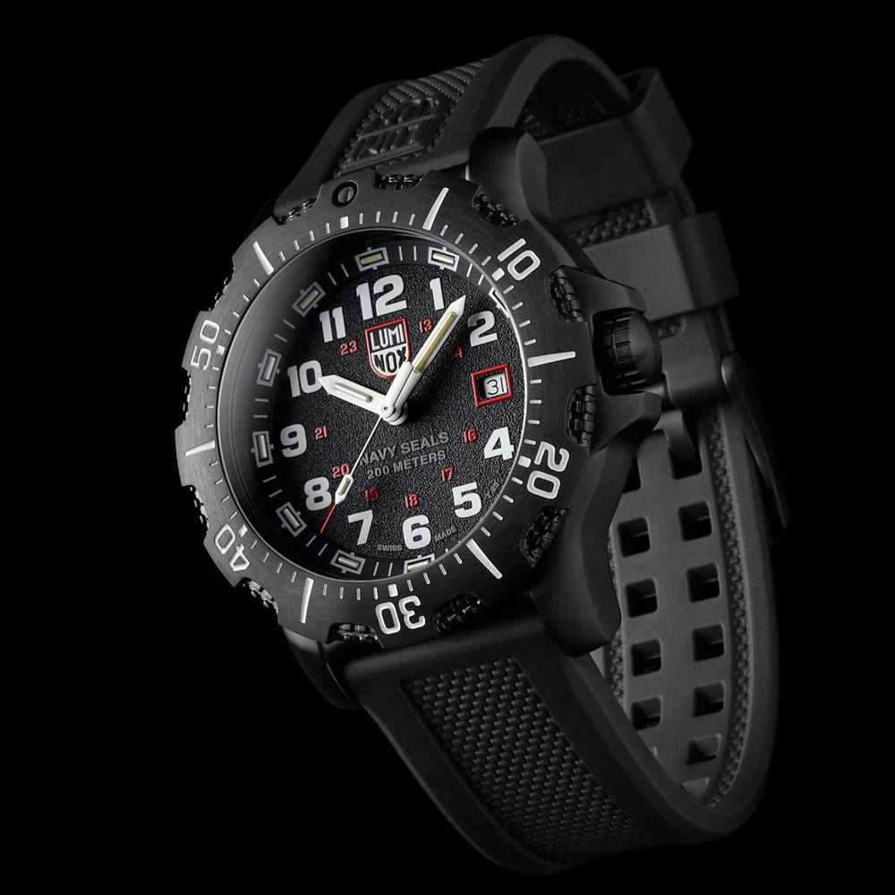 Luminox Navy SEAL 4230 Military Dive Watch, 45 mm Set