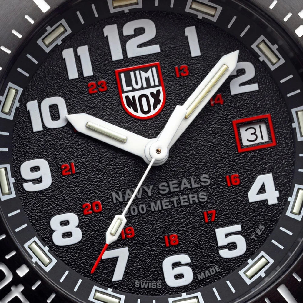 Luminox Navy SEAL 4230 Military Dive Watch, 45 mm Set