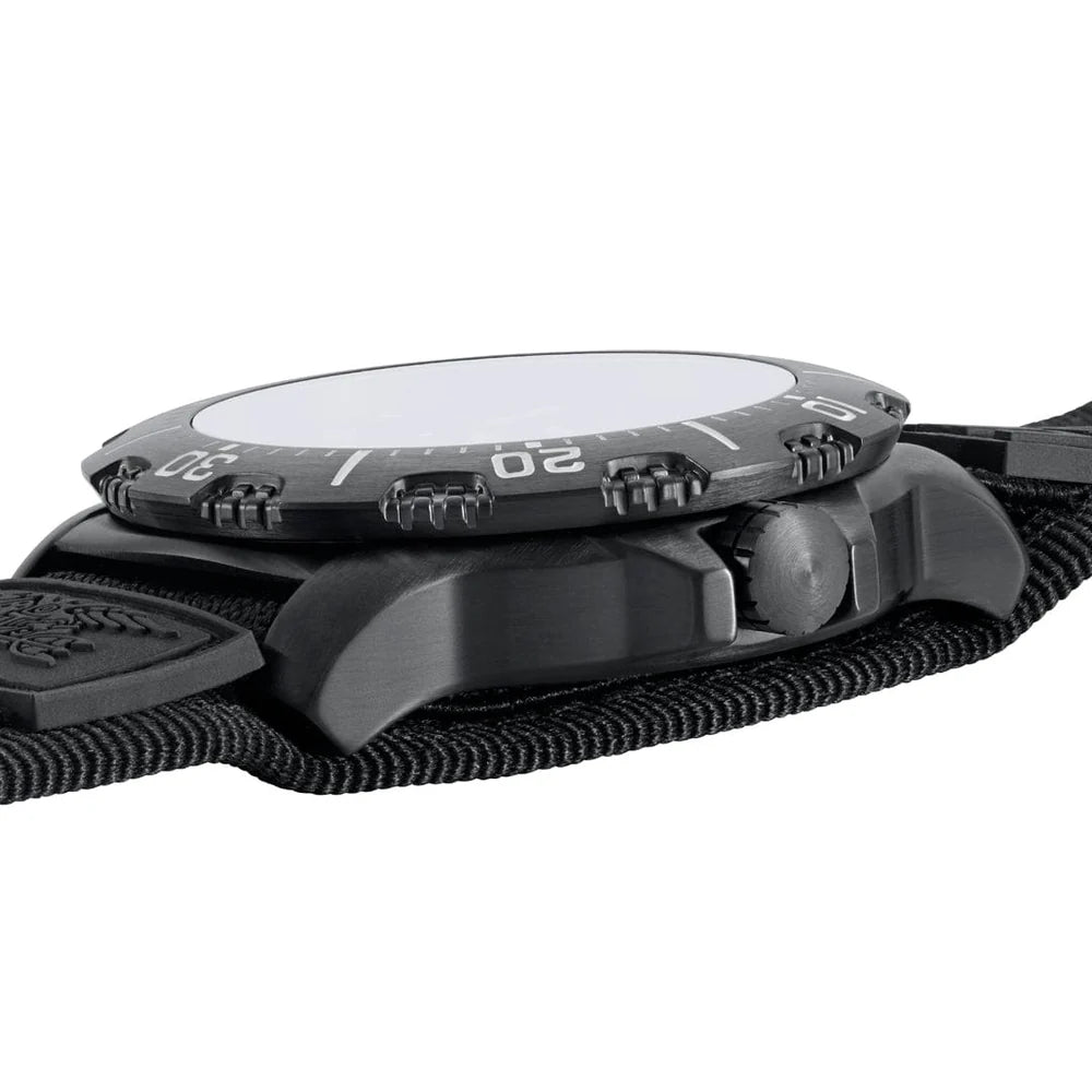 Luminox Navy SEAL 4230 Military Dive Watch, 45 mm Set