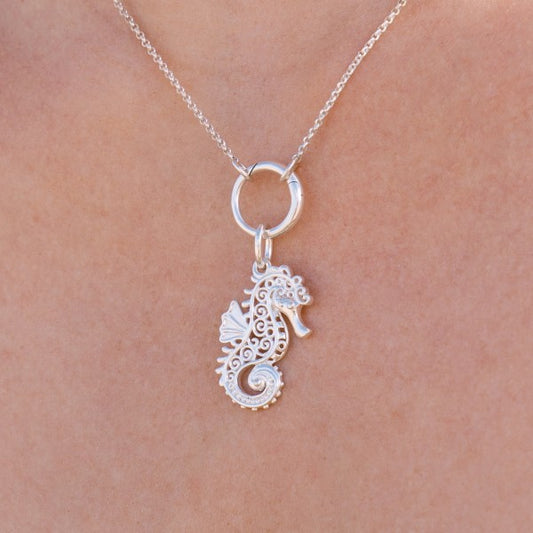 Southern Gates 925 Sterling Seahorse Charm