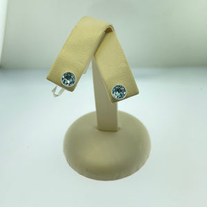 14K White Gold Round Aquamarine Stud Earrings
